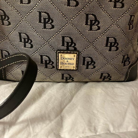 Dooney & Bourke Canvas Black/Grey Crossbody Bag - Picture 2 of 8